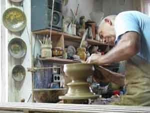 arts crafts pottery bulgaria